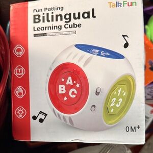 Interactive Bilingual Learning Cube - Red, Blue, Green